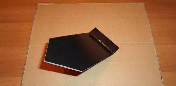 鸡蛋壳手工作品创意幼儿园,碎鸡蛋壳手工粘贴画动物图案