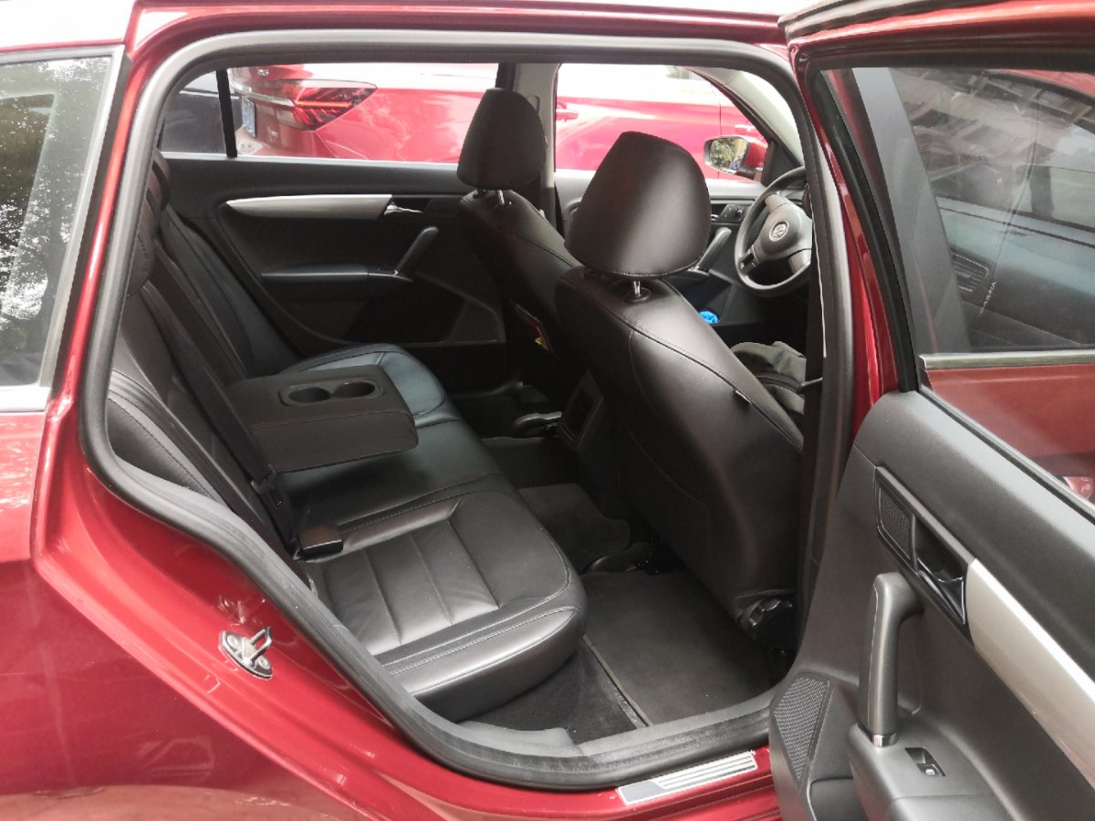 有没有四川成都的妹子，大众朗行寻找白富美了，5.98万自己来提。