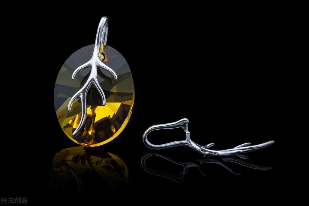 施华洛世奇钻石理念,施华洛世奇的钻石是真的还是假的