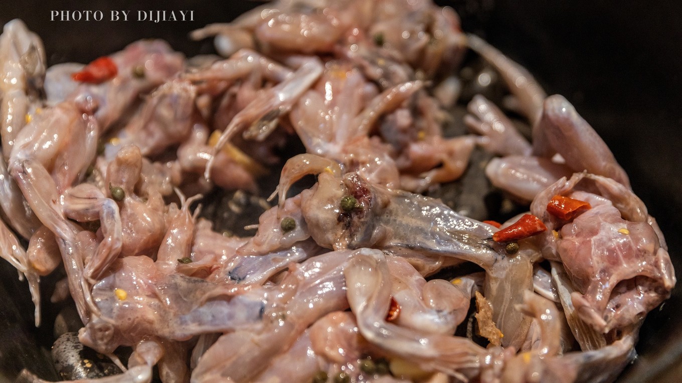 成都人气最旺的网红美食了解一下,成都万年场美食网红店