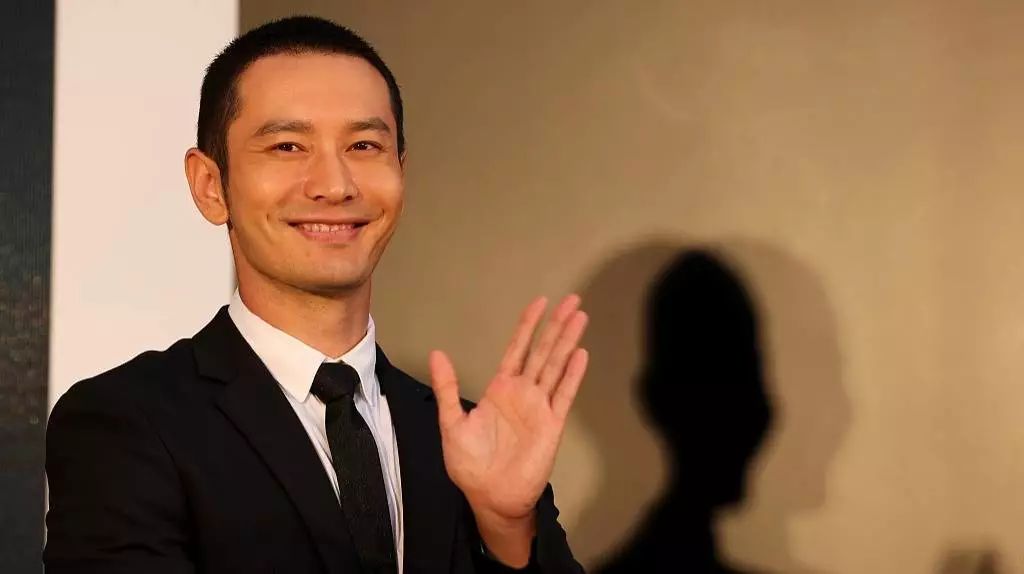 黄晓明金鸡奖主持,黄晓明主持金鸡百花奖