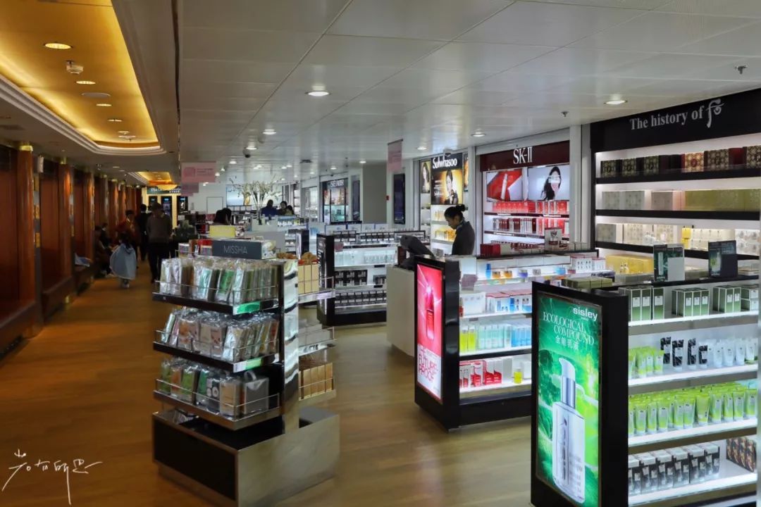 带着父母坐游轮到日本旅游,搭上邮轮去带着全家去旅行