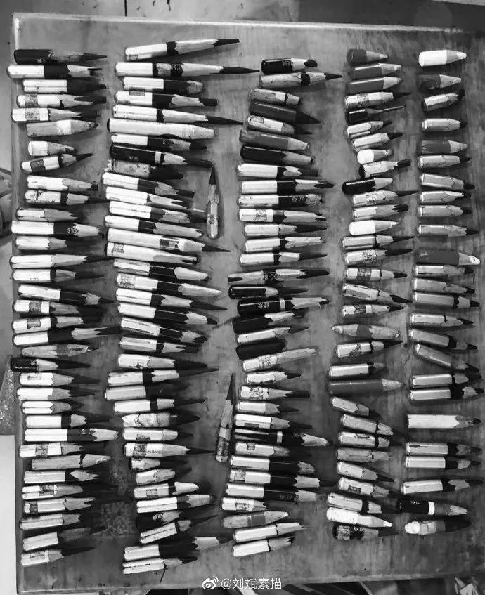 刘斌素描技法用的绘画材料,刘斌素描用的什么笔