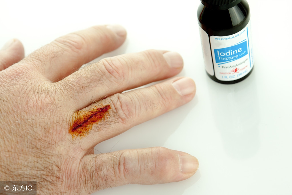 处理伤口的正确方法换纱布,伤口需要天天消毒换纱布吗