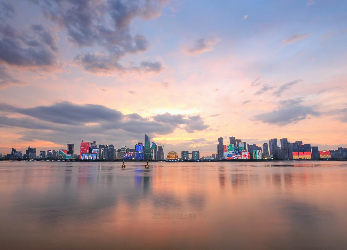 杭州新鸿基江河汇超级地标,杭州十大必去的夜景打卡点免费