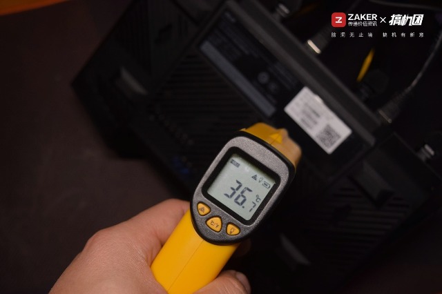 鍗庣鍙戝竷鏂板搧wifi6璺敱tuf-ax3000,鍗庣ax3000wi-fi6鏃犵嚎璺敱璇勬祴