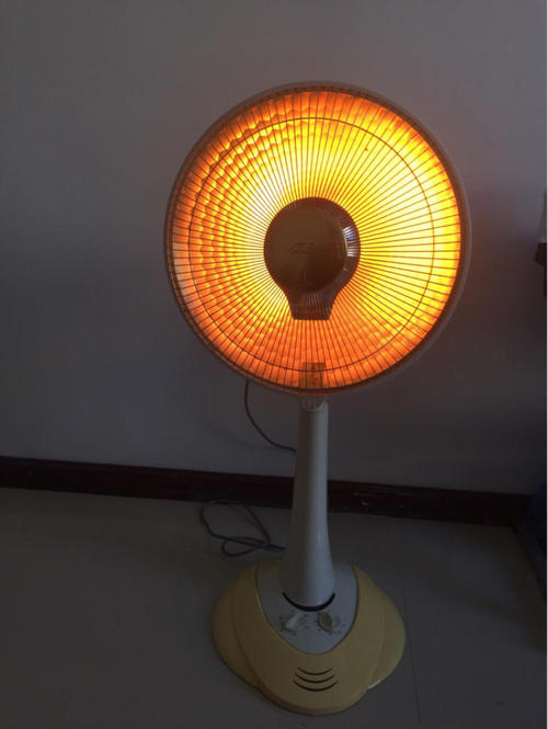 吹风机取暖器好不好,室内电暖吹风机