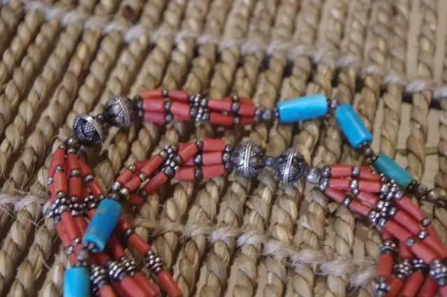 蒙古族为何对银首饰情有独钟,蒙古族为啥喜欢戴银饰