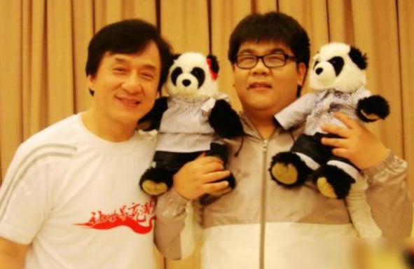 盲人杨光为什么不火了,从爆红到消失盲人歌手杨光