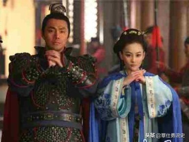 督战江中鼓乱鸣，乌珠晓勇亦心惊，黄天荡一战，梁红玉名留青史