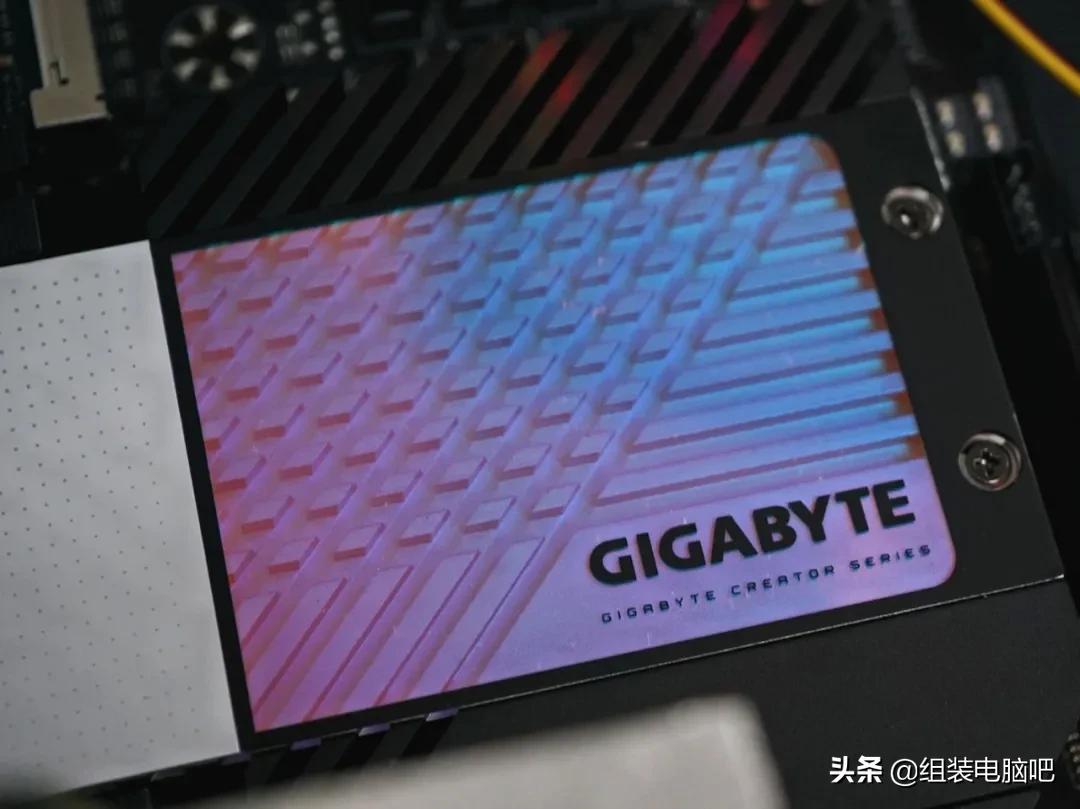 技嘉x570saero主板,技嘉x570旗舰主板