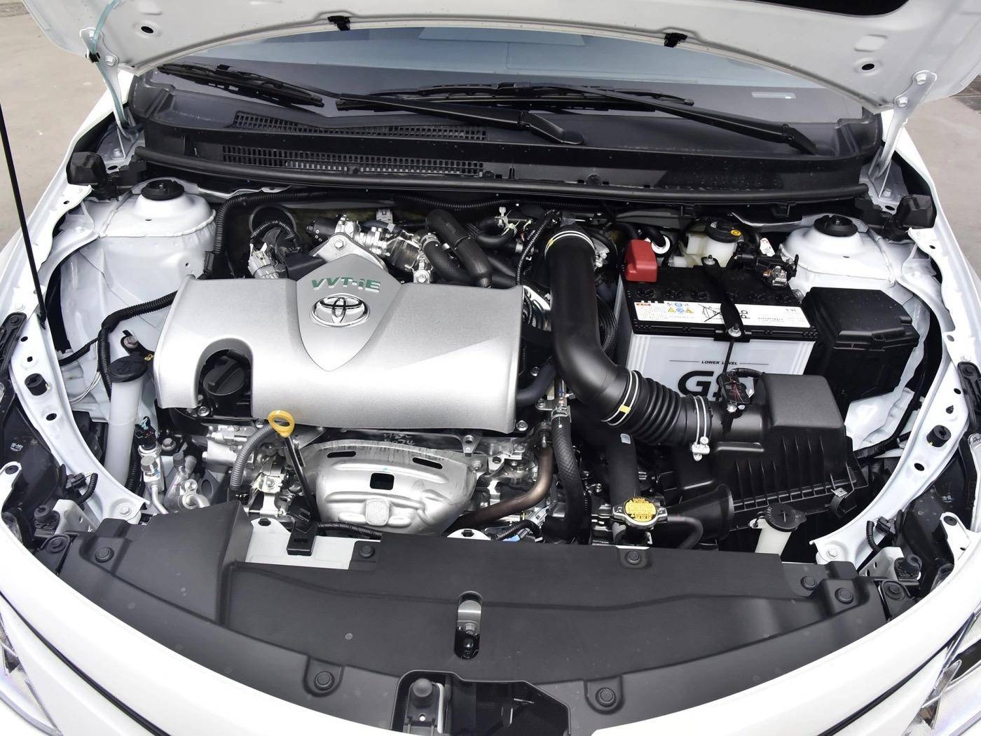 丰田最便宜的手动挡轿车,丰田最便宜自动挡车多少钱