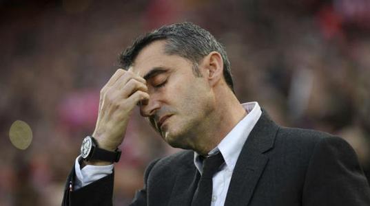 巴萨被淘汰球迷哭了,巴萨被利物浦逆转梅西失落视频