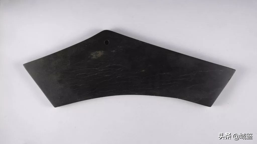 玉的颜色等级和寓意,玉什么颜色最贵