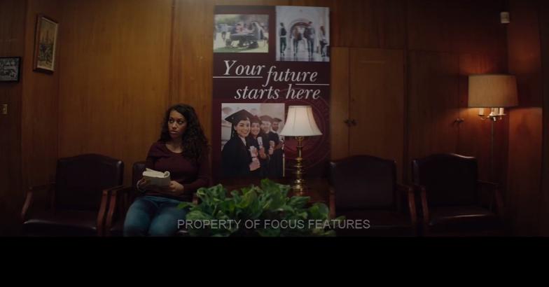 女生单独喝醉就活该被凌辱？没想到这美人，转型第一部就R级尺度