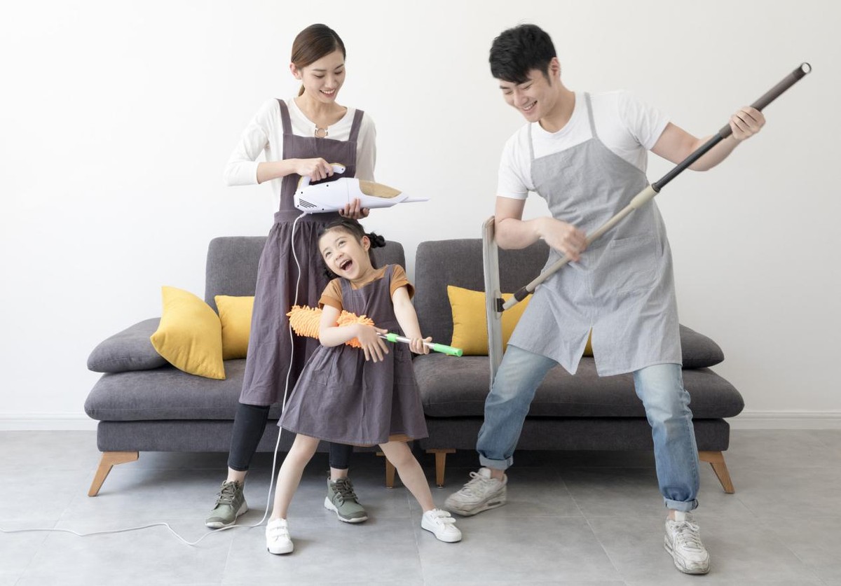 “花呗借呗不向大学生开放”上热搜：女孩从小缺钱，长大会怎么样