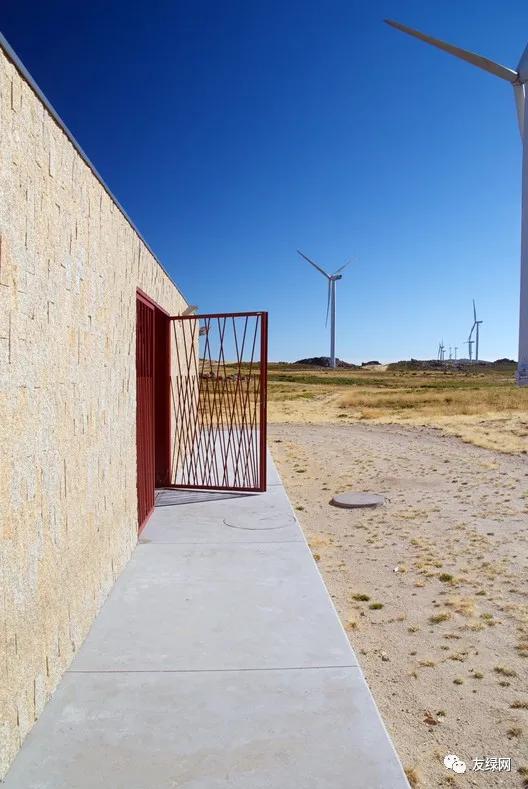 北方建筑如何利用风能,风力发电下面可以有建筑吗