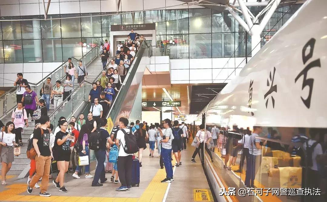 「网警提示」扫码登录、便捷购票，12306网站改版升级啦！