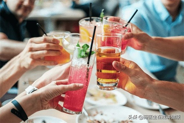 烧心反酸打嗝胀气吃什么食物缓解,胃疼反酸水烧心打嗝怎么快速缓解