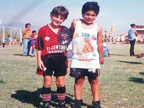 梅西从小矮子到巨人,梅西从小侏儒症