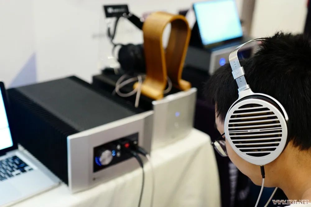 展商如何布展，才能让展位人气显得特别旺？成都国际耳机展大报道