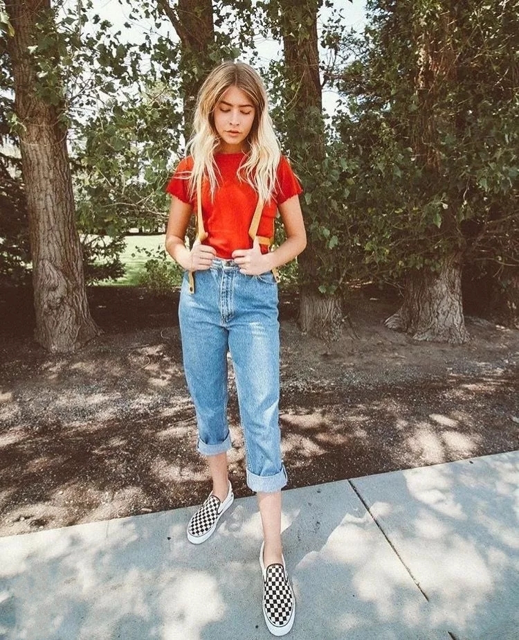 帆布鞋最潮流的搭配方式,经典的帆布鞋这样搭配最舒服