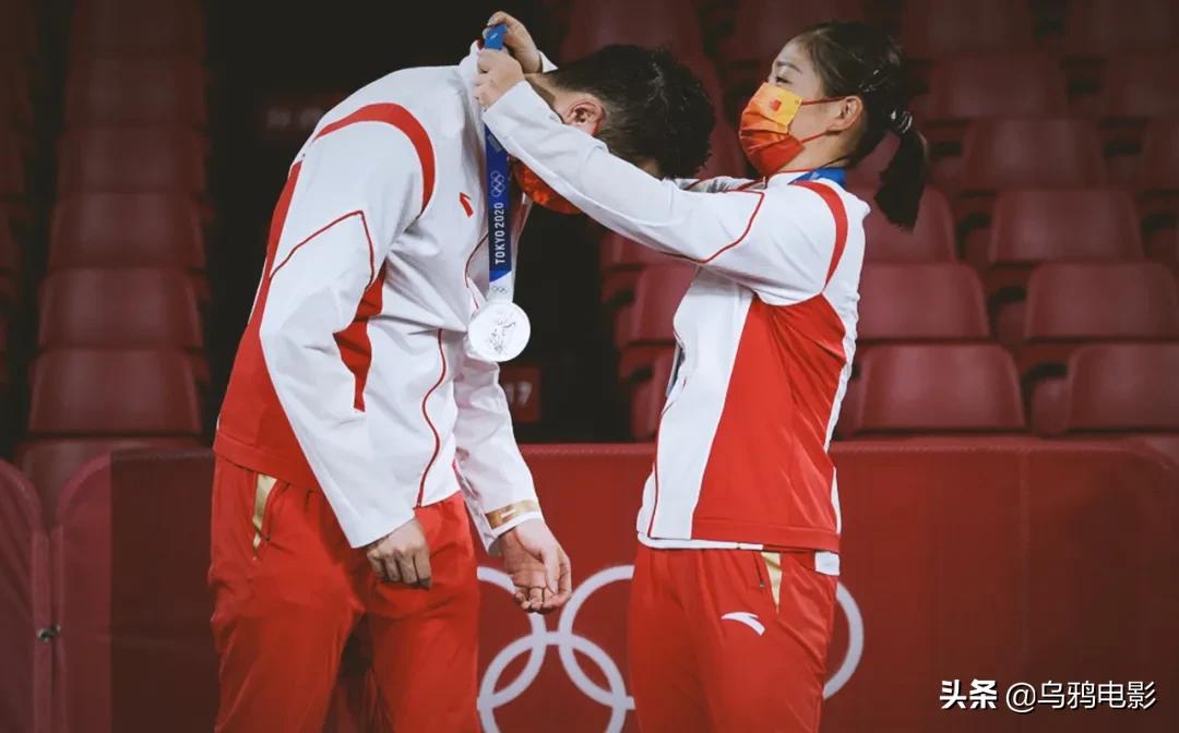 没拿金牌被处罚,没拿到金牌怎么会不遗憾呢