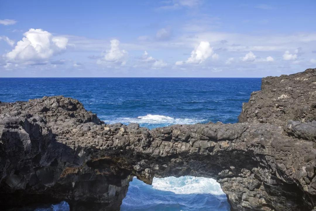 中国护照又升值了！2020这么多国家对我国游客免签，咸阳人走起