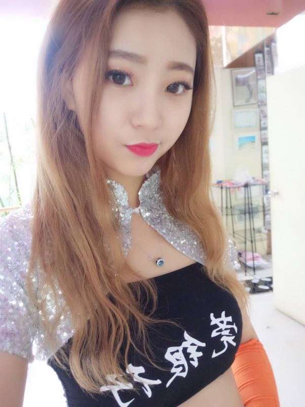 广东队篮球宝贝队长,90年代广东篮球拉拉队队长