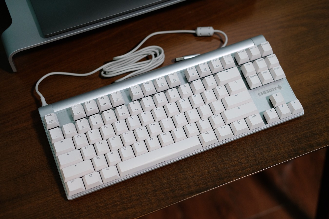 cherry妯辨mx8.0鏈烘閿洏绾㈣酱,cherry閿洏mx8.0浜屾墜