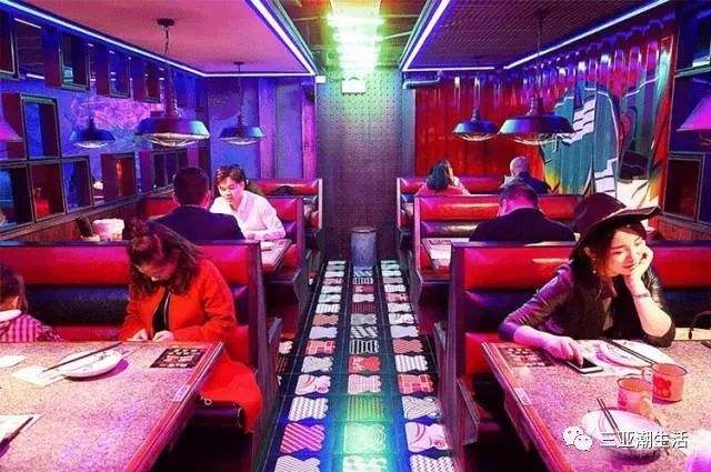 两人开店一年盈利不到3万,开牛蛙店赚六个亿