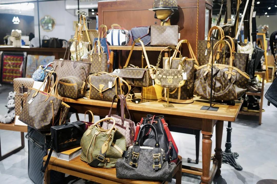 别争了，这条马路才是魔都内卷之王