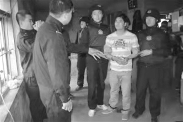 悍匪一分钟连杀7人真实事件,最冷血悍匪14年杀13人