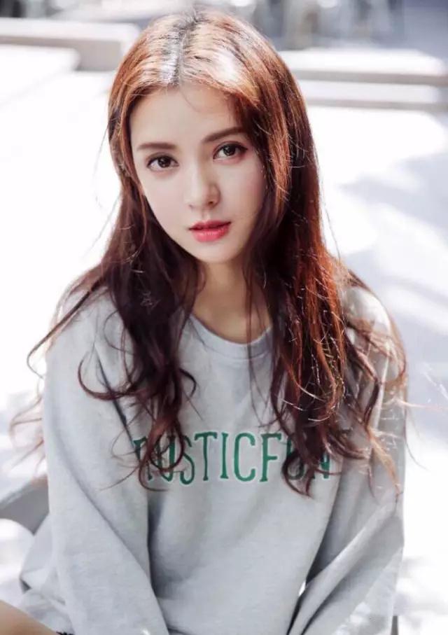 项思醒眼部整容史,项思醒整容了吗