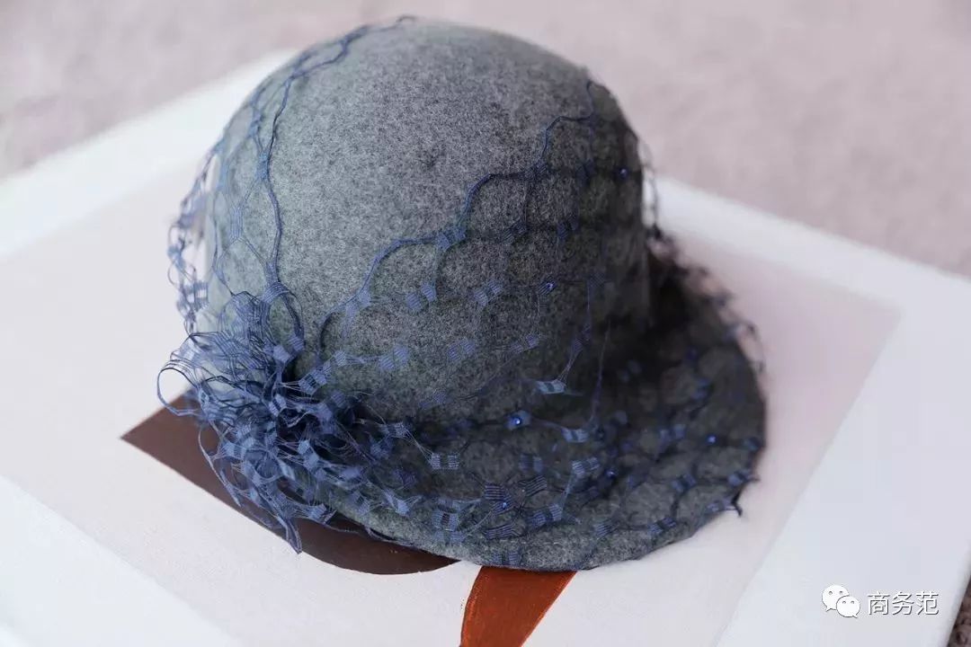 拆开之前收到的54个快递，每一份都让人感到美好