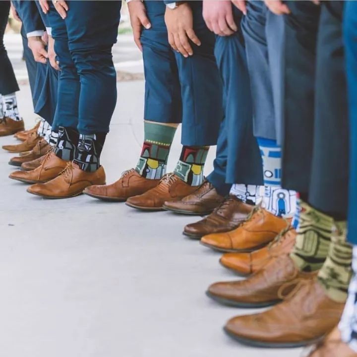 低帮鞋和高帮鞋哪个显高,低帮鞋和高帮鞋哪个好搭配