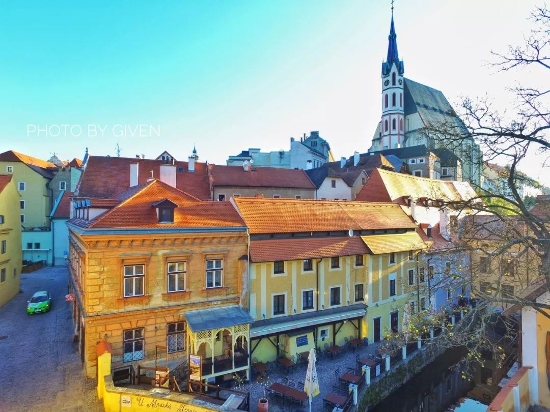 月薪三千最值得去的三个国家,月薪3000亚洲最便宜的8个国家