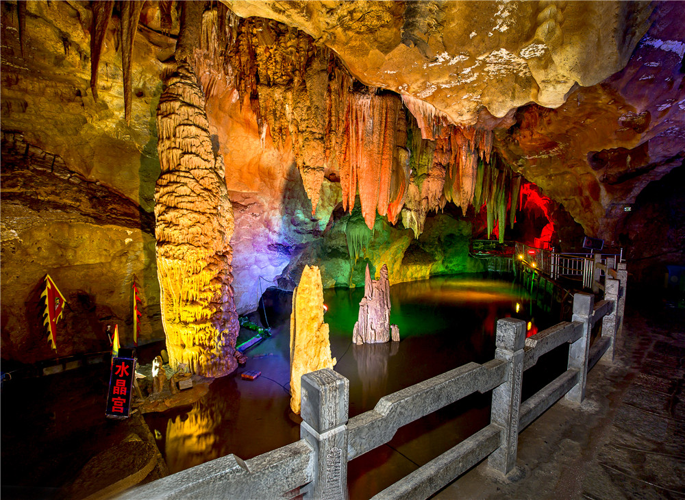 桂林世界溶洞奇观,桂林神奇的山洞
