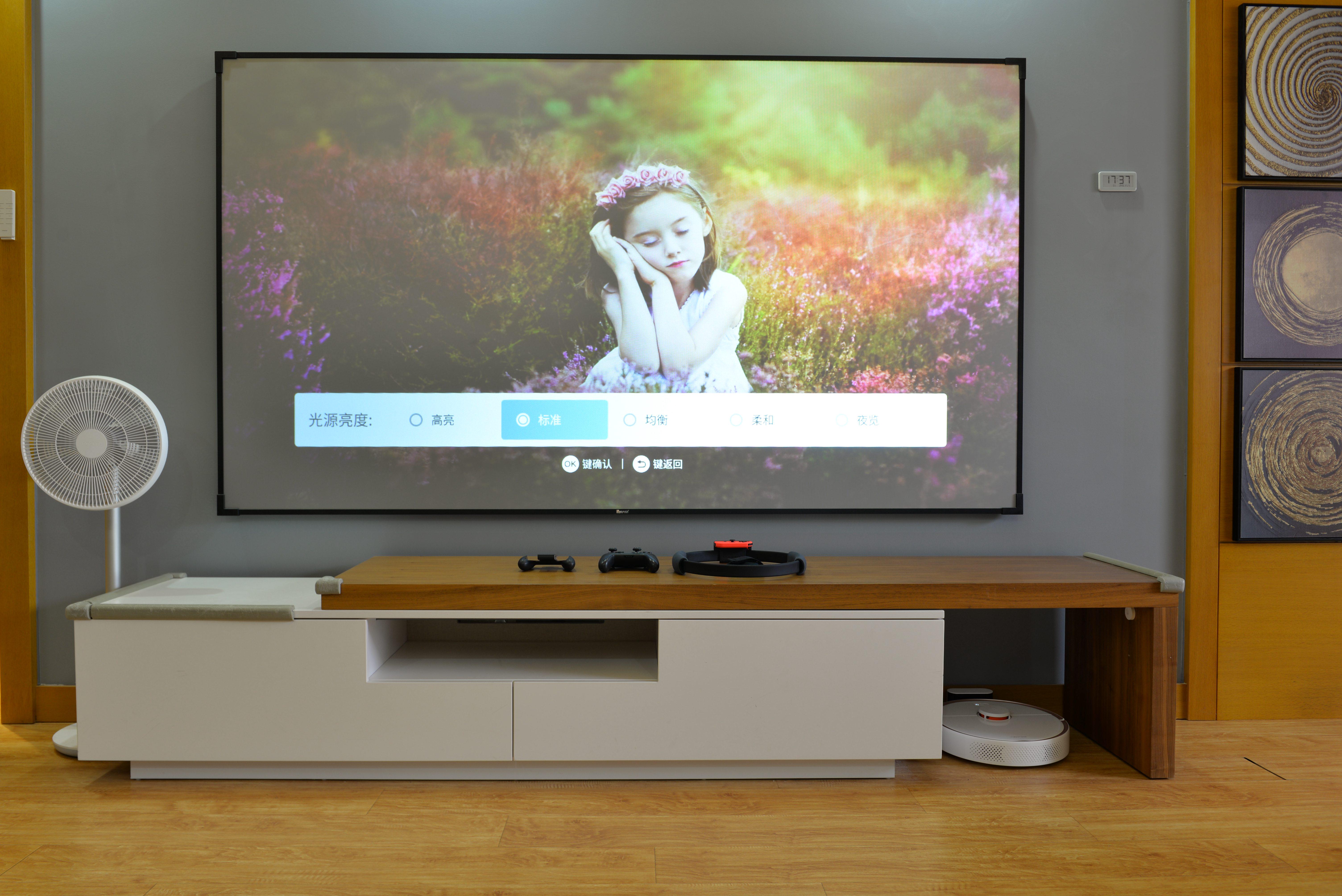 客厅投影仪布局方案,未布线怎么补救