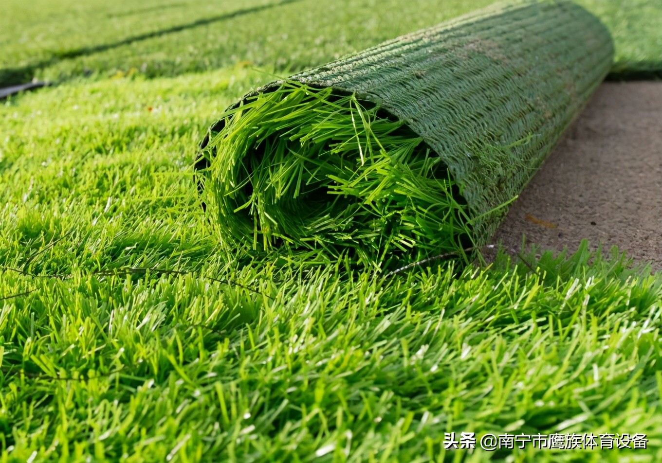 人造草坪厂家对人造草坪的分类,人造草坪性能