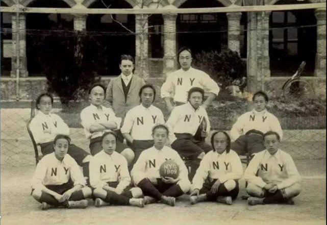 中国青少年足球唐山赛区,培养足球运动员的大学