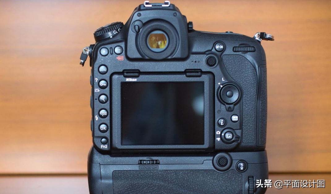 尼康d850与d810有什么区别,尼康z7ii好还是尼康d850好