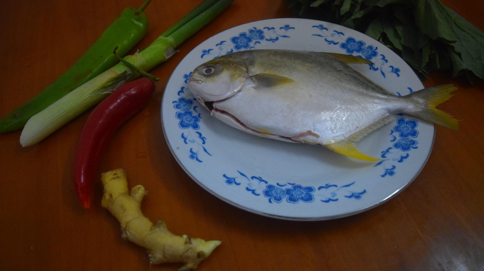 金昌鱼清蒸放什么料好吃,金昌鱼蒸着好吃还是红烧好吃
