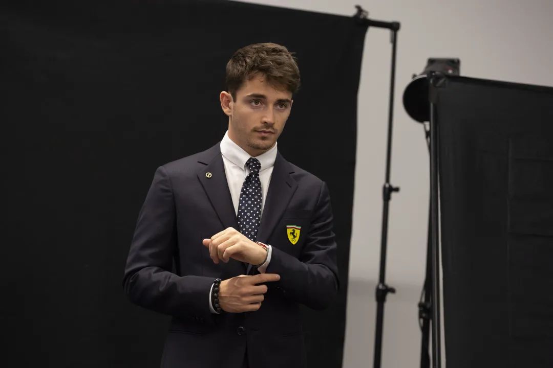 法拉利进军时装界2023年,法拉利高端奢侈品