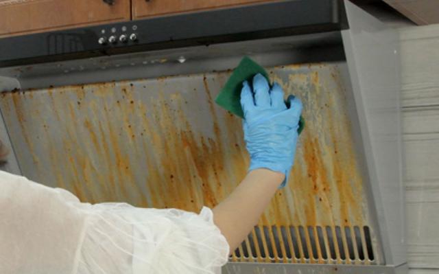 油烟机长期不清洗有哪些危害,油烟机的陈年油垢怎样轻松除掉