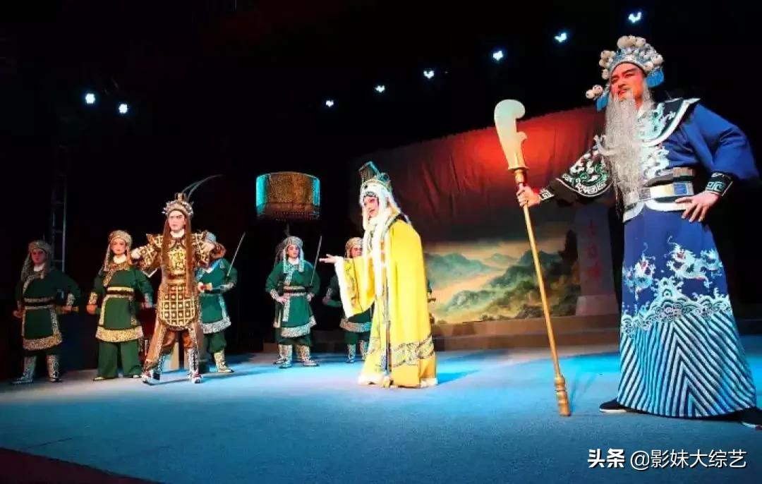 当福建人遇到防护服,福建人说防护服有多难