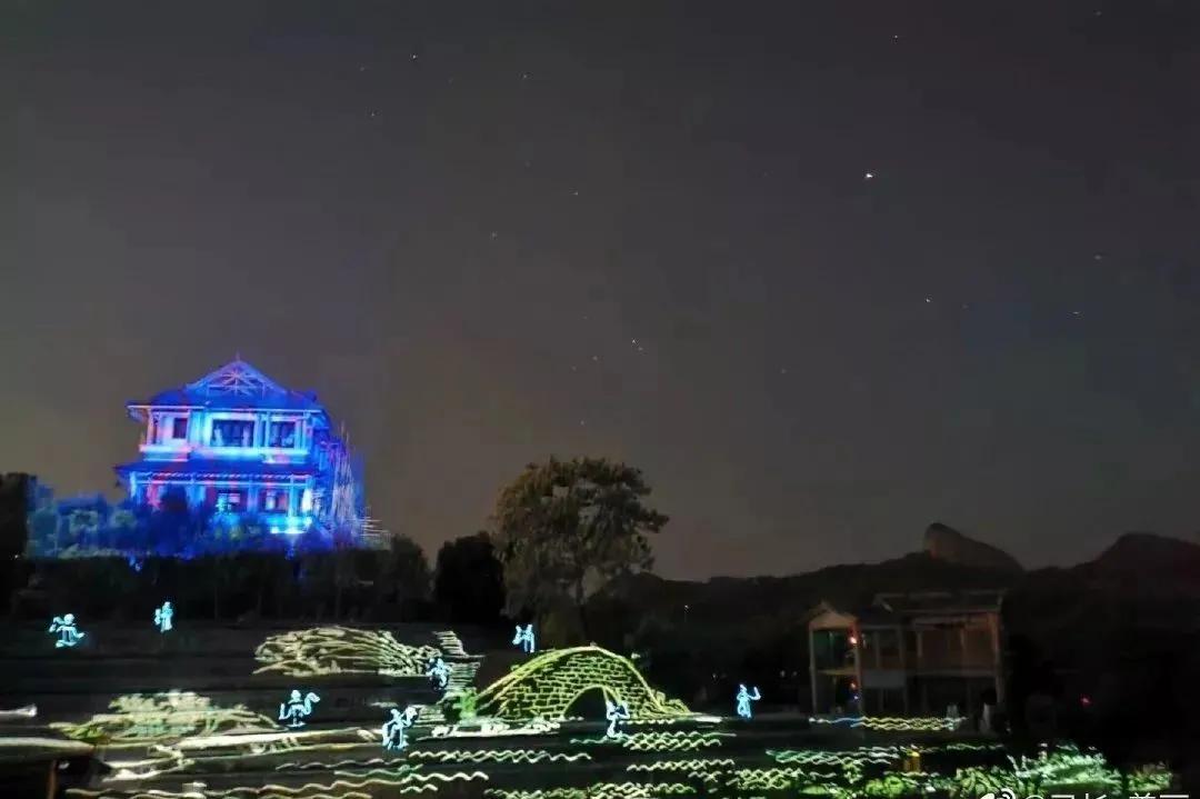 见一面吧！在秋意的武夷山看场演出~