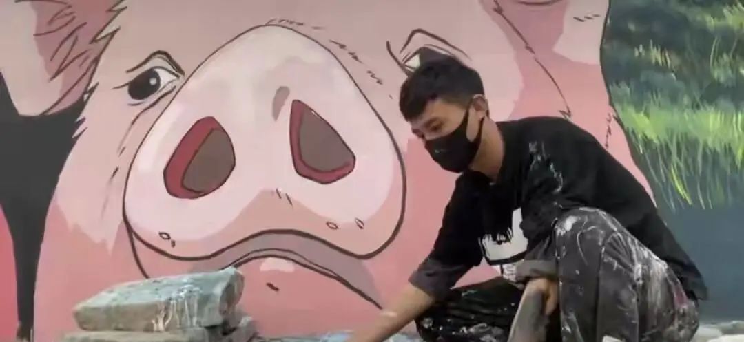 河南90后小伙返乡创业画画,80后农村小伙辞职在家画画