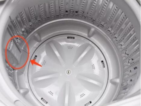 洗衣机为什么每次洗衣服都有毛絮,洗衣机衣服上的毛絮怎么处理