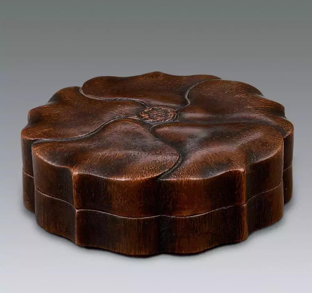 竹雕金蟾怎么玩,竹雕有盘玩价值吗